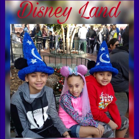 ๐ฝ Meet your Posher, Michael ๐๐ป - Picture 6 of 10